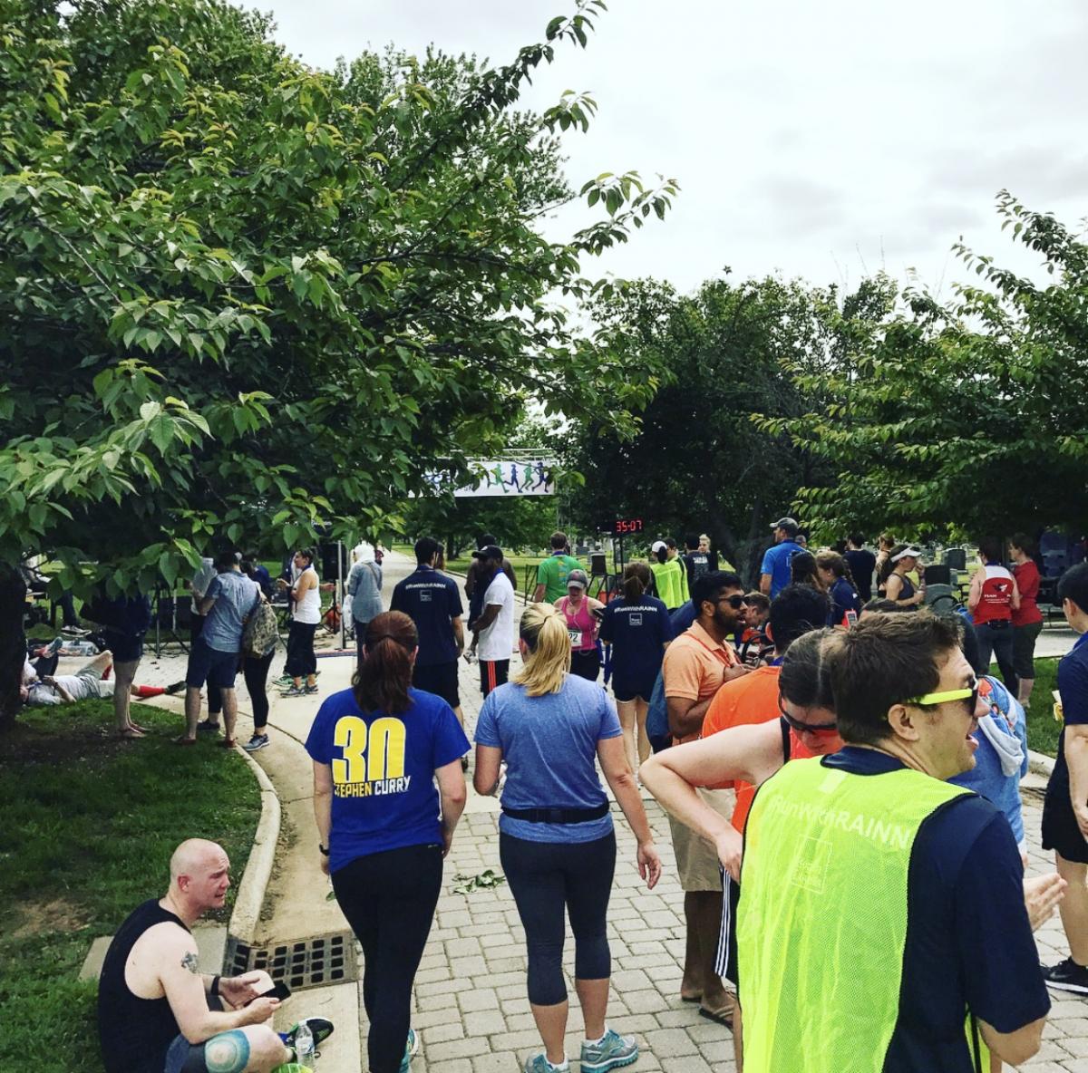 Several runners begin racing during 2017 Lace Up for RAINN 5K