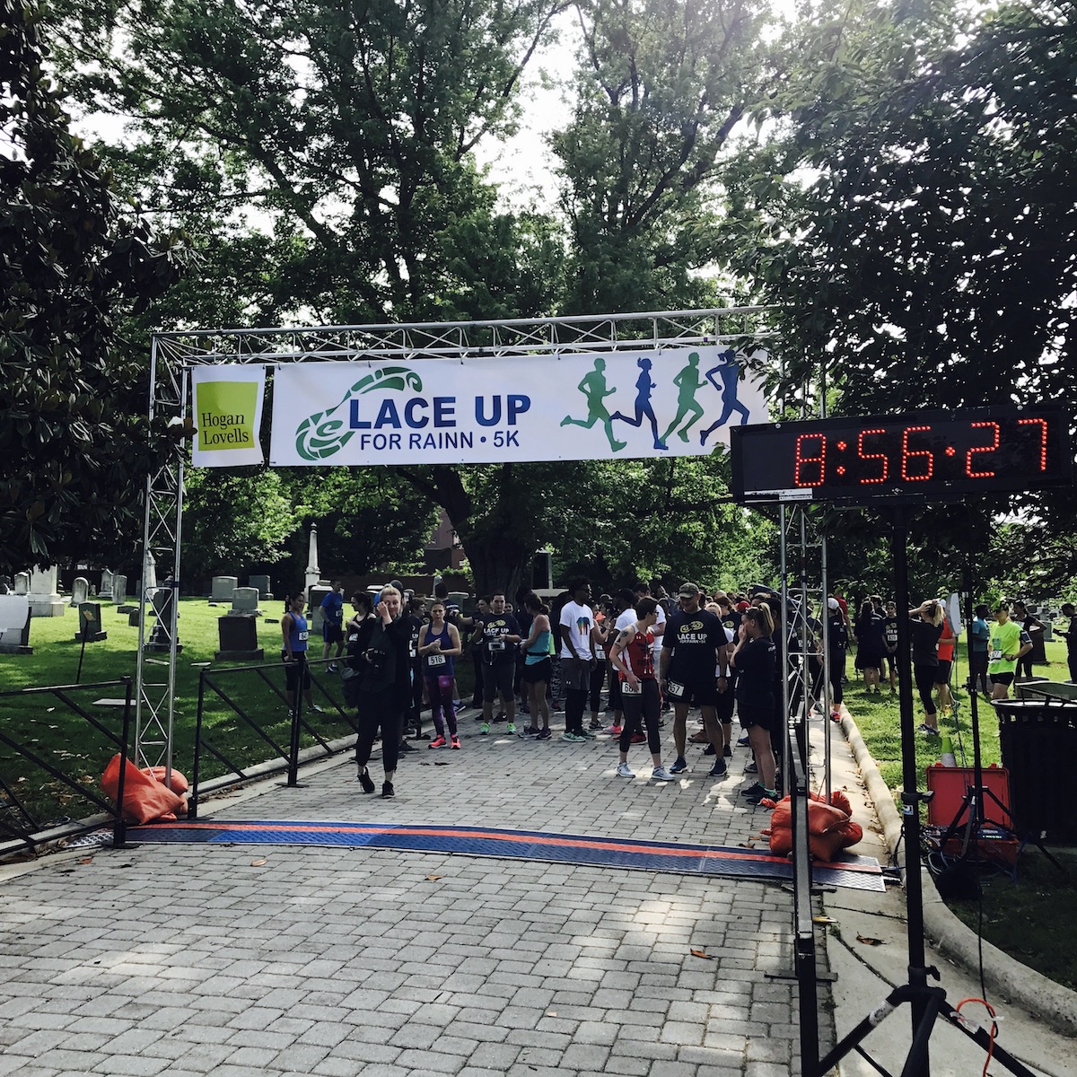 Starting line banner above the 2017 Lace Up for RAINN 5K